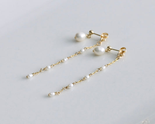 Dainty Pearl Earrings (2WAY)