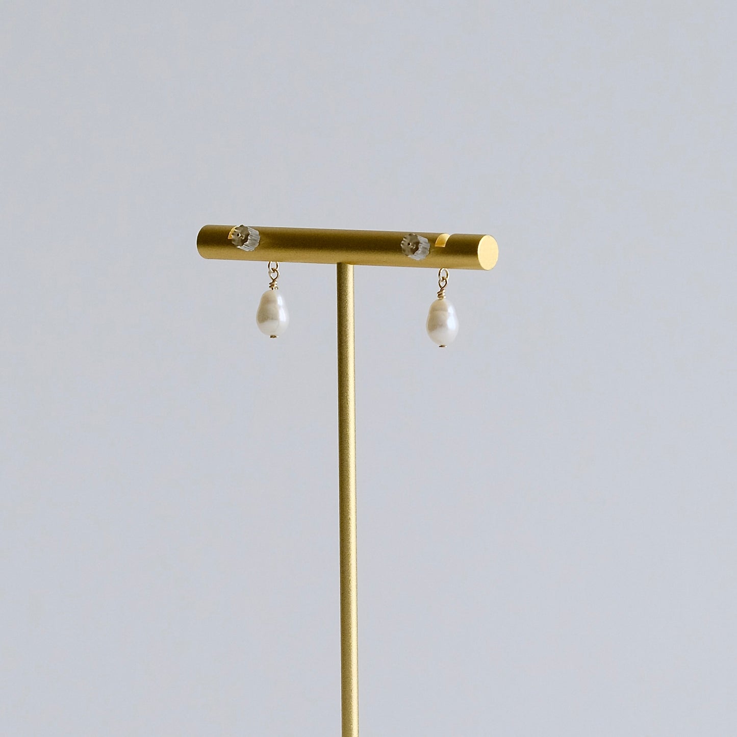 Dainty Pearl Earrings (2WAY)