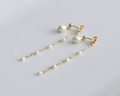 Dainty Pearl Earrings (2WAY)