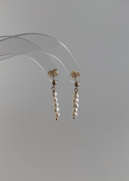 5-Line Pearl Earrings